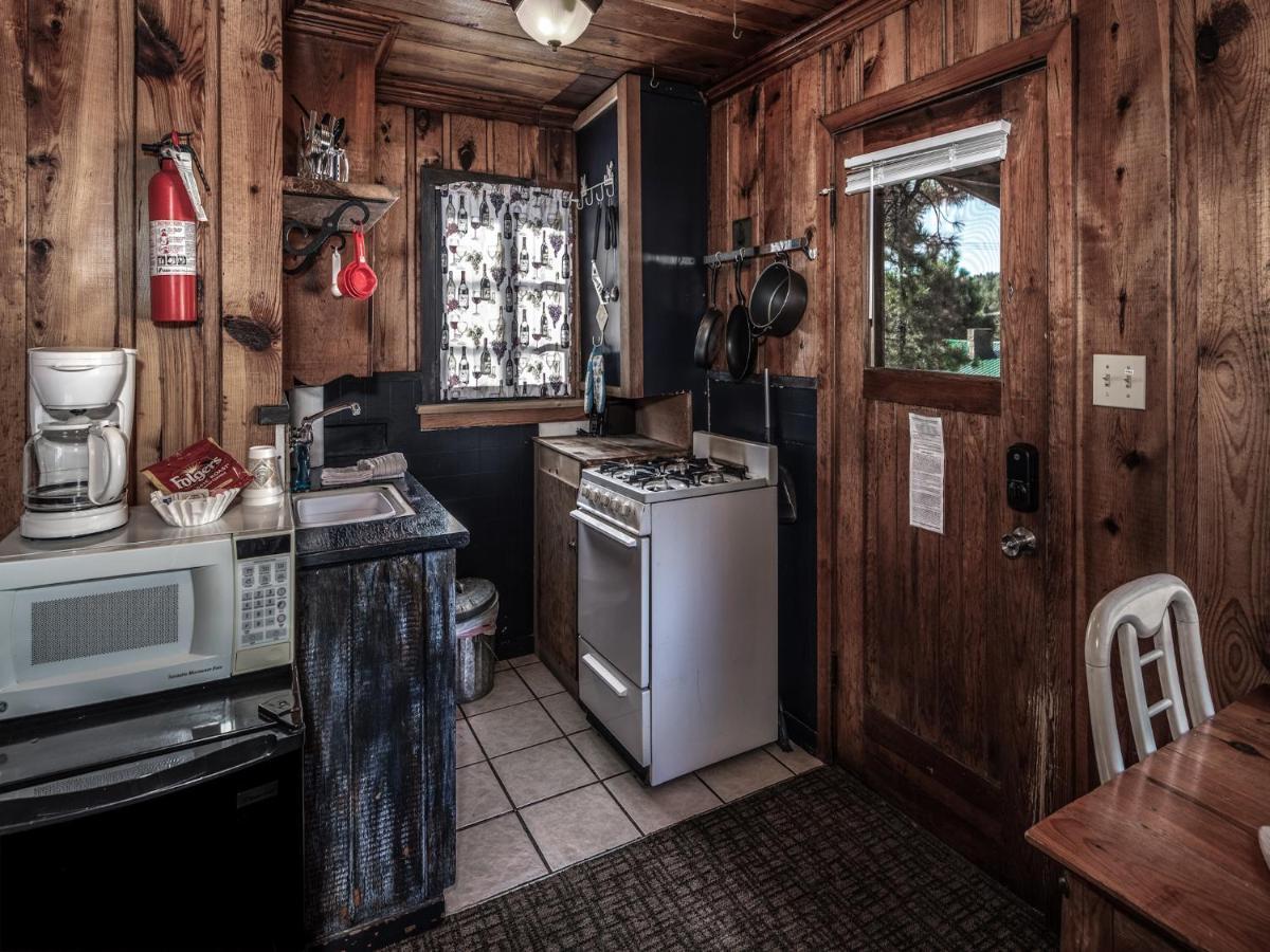 Apache Village 4, King Studio, Midtown, Sleeps 2 Ruidoso Exteriör bild